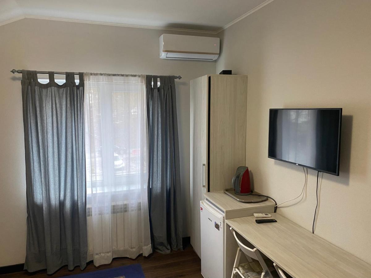 קייב Guest House Olzhycha 45 Б מראה חיצוני תמונה